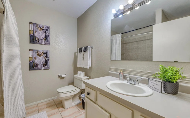 1 Mi to Ski Slopes: Alto Escape w/ Game Room!
