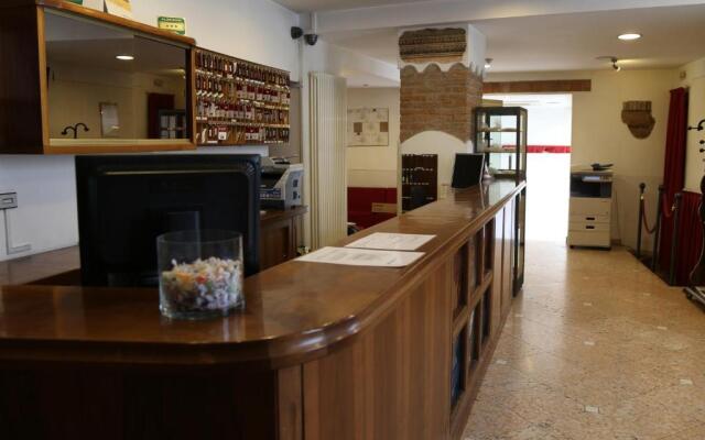 A Casa dei Gonzaga , Mantegna Hotels