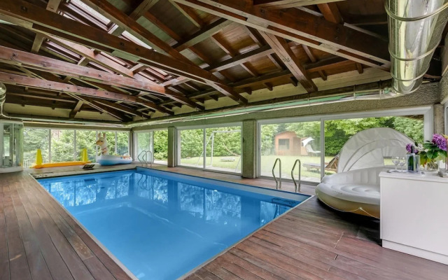Il Gioiellino Indoor Pool And Sauna