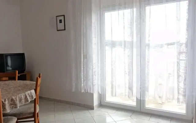 Villa Mira Apartments
