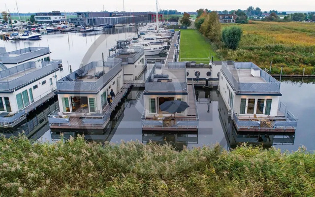 Awesome Ship/boat in Aalsmeer With 2 Bedrooms and Wifi