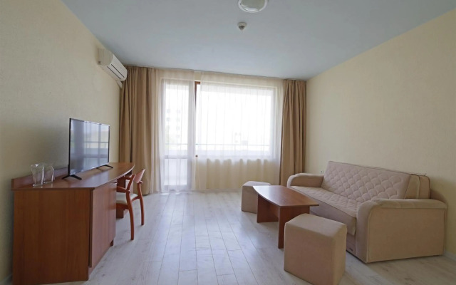 Perla Plaza Hotel