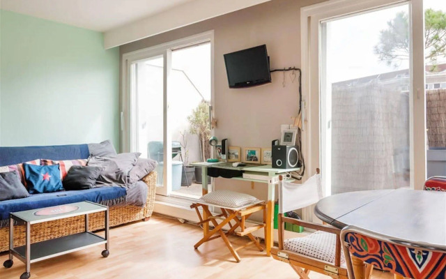 Rooftop studio with terrace