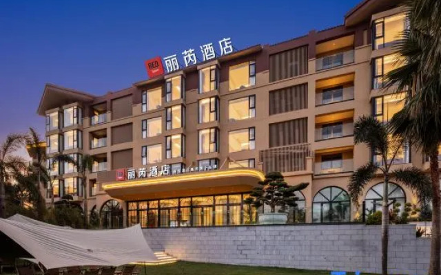 Radisson RED Beihai Weizhou Island