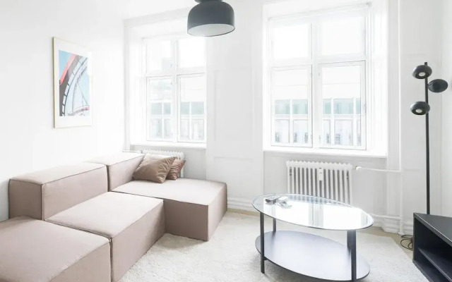 Beautiful 2-bed Apartment