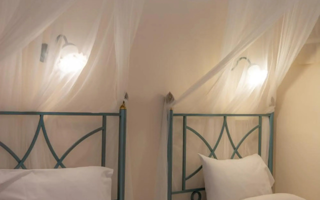 Pandora Suites