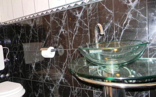 Apartment Luxury Cream