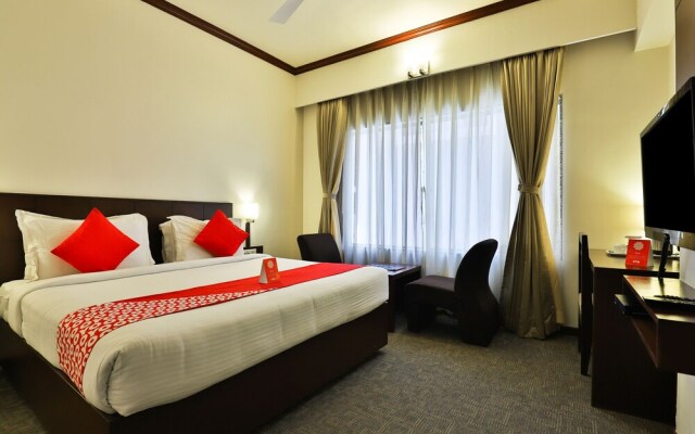 OYO 4320 Hotel Aum Regency