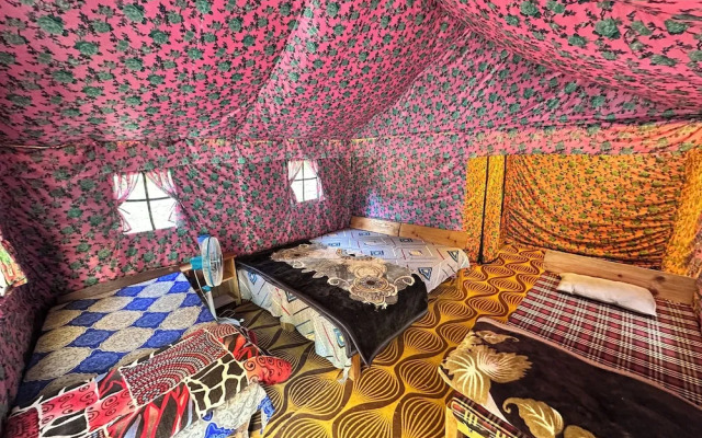 The Gazzaar Riverside camp