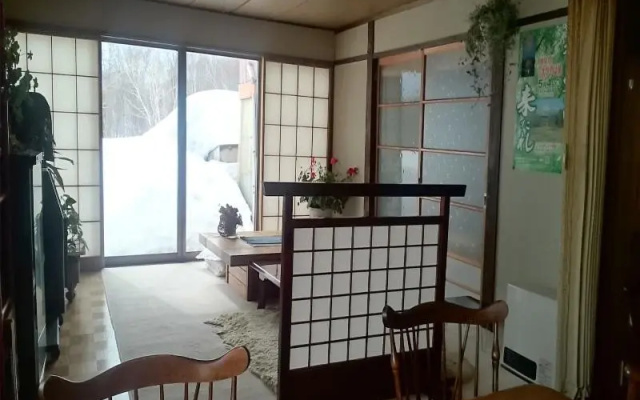 Lodge Amenouo – Guest Rooms – Myoko