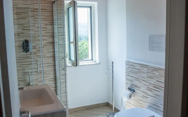 Lucky House & Il Mare In Mansarda