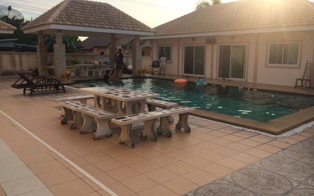 EEd Amata Resort