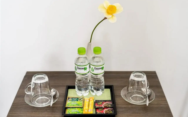 Royal Hotel Near Secc