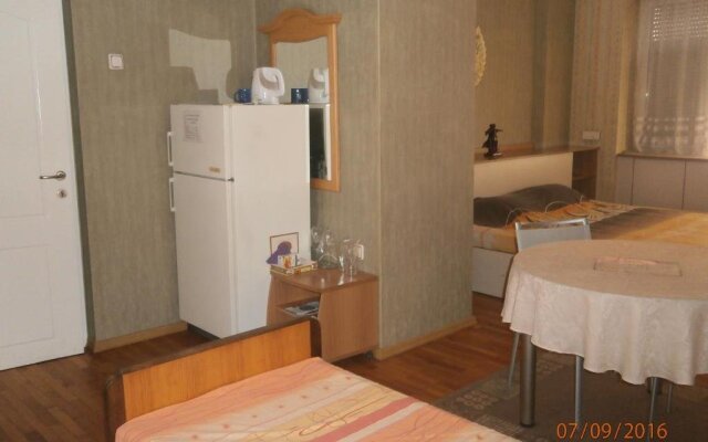 Maystorov Guest House