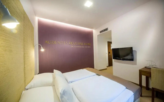 Rimske terme - Hotel Zdraviliški Dvor