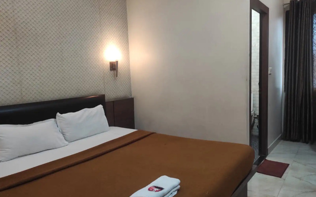 Hotel Holiday Palace