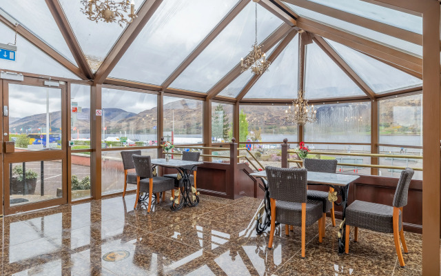 Muthu Fort William Hotel