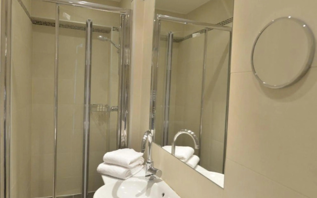 Hotel Renoir*** Paris Montparnasse