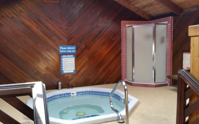 Lone Oak Lodge
