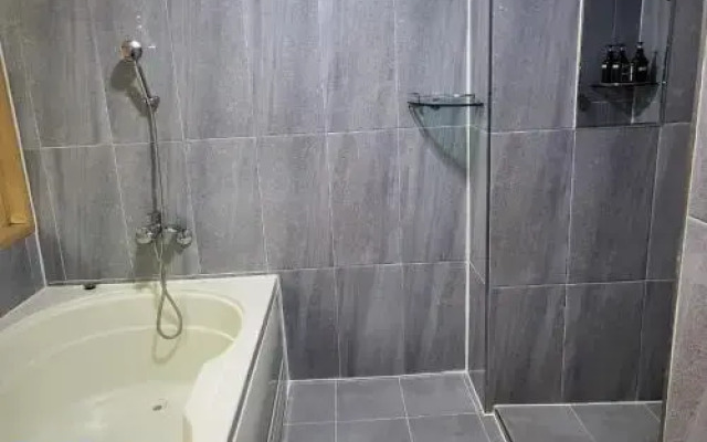 Jeonju Sanjeongdong Hotel Sharp