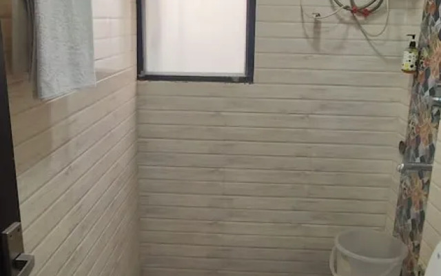 OYO 8497 near Delhi Airport