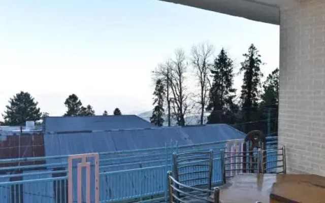 Deans Lodge Hotel & Restaurant
