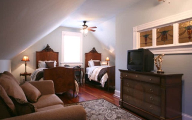 The Social Goat Bed and Breakfast