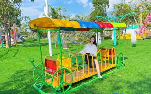 Xinxing Zenyu Town North and South Ju Siheyuan