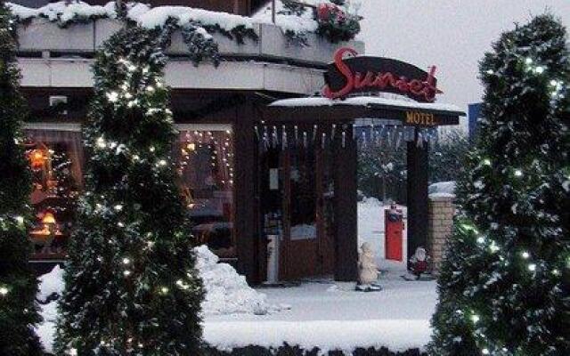 Sunset Motel
