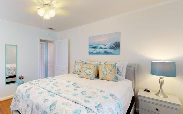 Thunderbolt Cottage