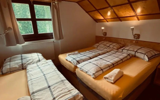 Modrokamenná bouda