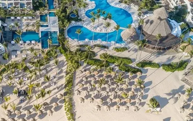 Secrets Royal Beach Punta Cana - 4 Nights, Punta Cana, Dominican Republic