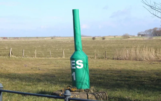Bungalow Near Dornumersiel Beach
