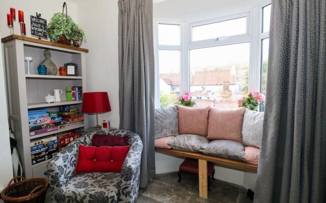 1 West Bank, Wells