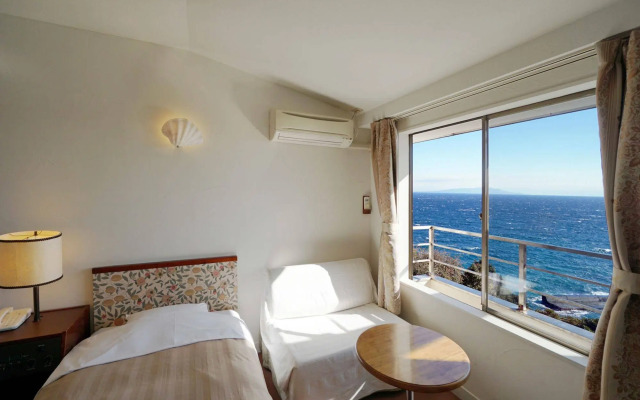Gardenvilla Shirahama Resort Hotel