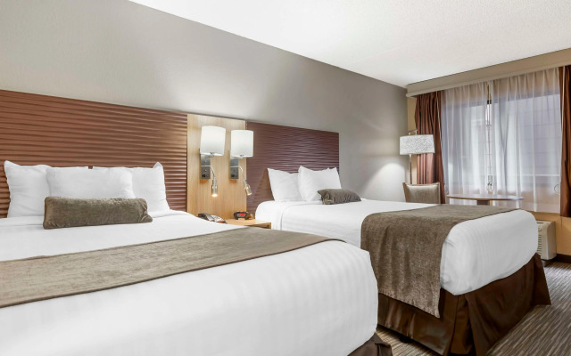Best Western Plus Landing View Inn & Suites