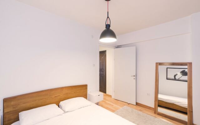 Spotless Flat in Central