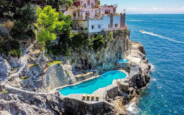 Villa Eclisse by Elite Villas
