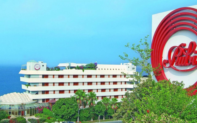Rubi Hotel