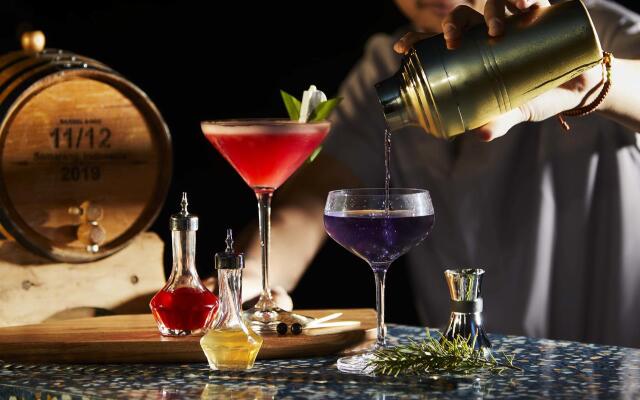 ARTOTEL Gajahmada Semarang