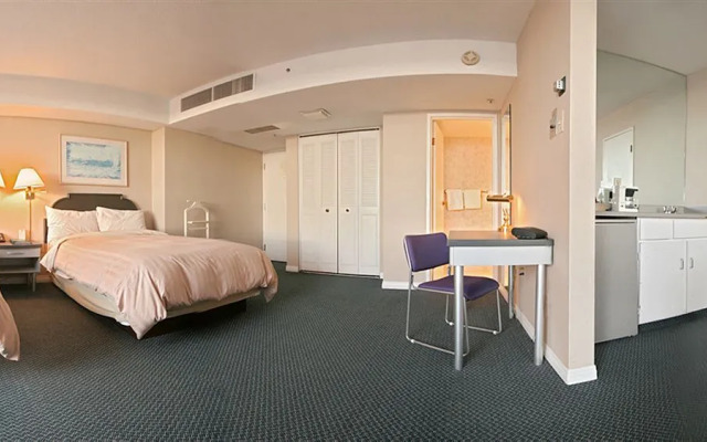 The Empire Landmark Hotel