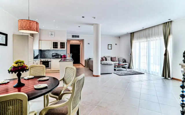 Thracian Cliffs Owners Apartments