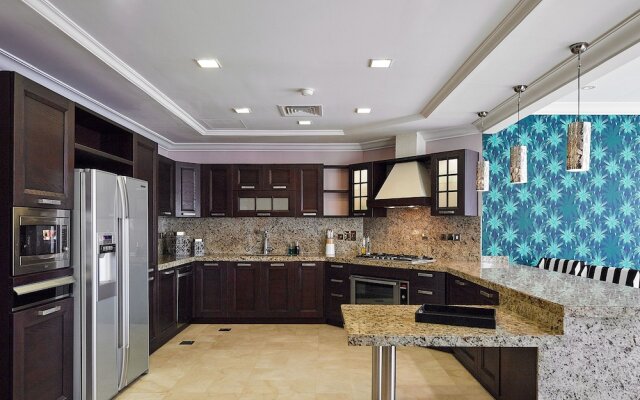 Dream Inn Dubai - Royal Palm Beach Villa