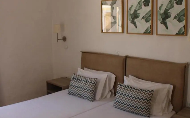 Stavros Beach Hotel