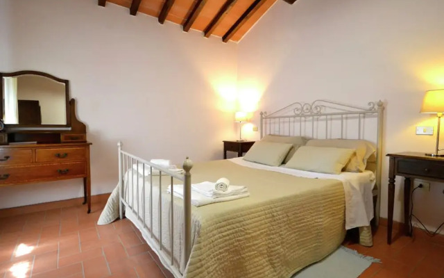 Nice Villa with Private Pool & Large Garden near Cortona