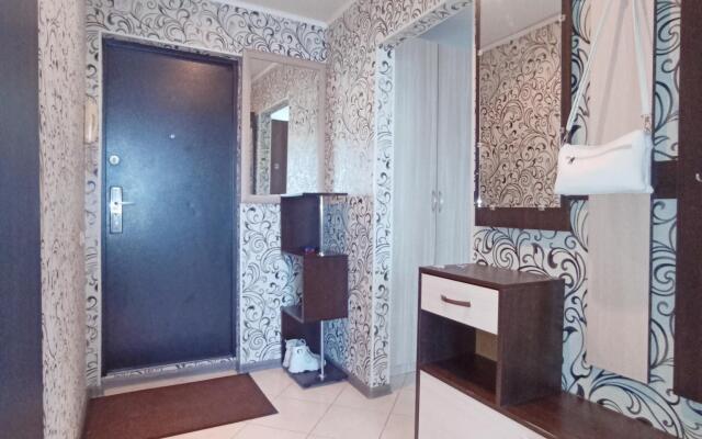 Апартаменты на улице Российская 206