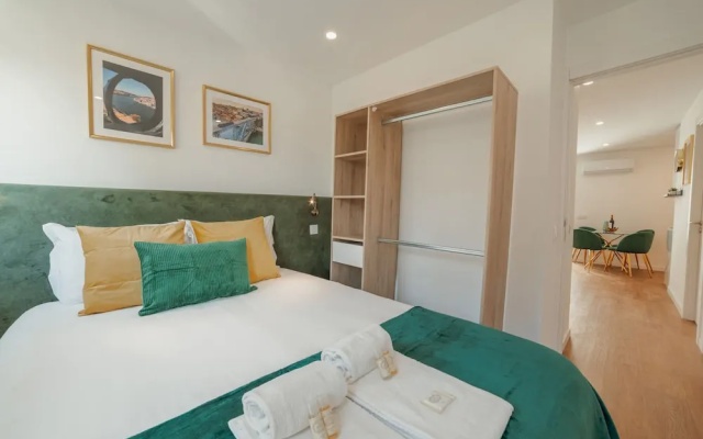 Lapa Stylish Apartment B With Terrace by Vacationy