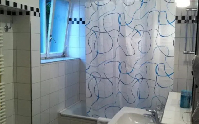 Giuliano Suites
