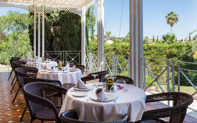 Exe Las Adelfas Hotel