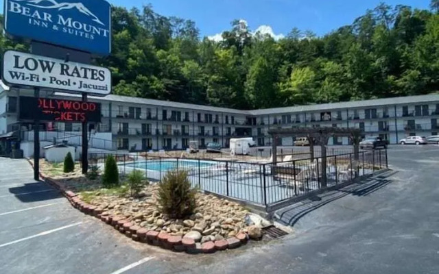 Mountain Comfort Lodge